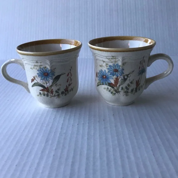 Set Of 2 Vintage “Blue Daisies” By Mikasa Coffee/Tea Cups - Picture 4 of 10
